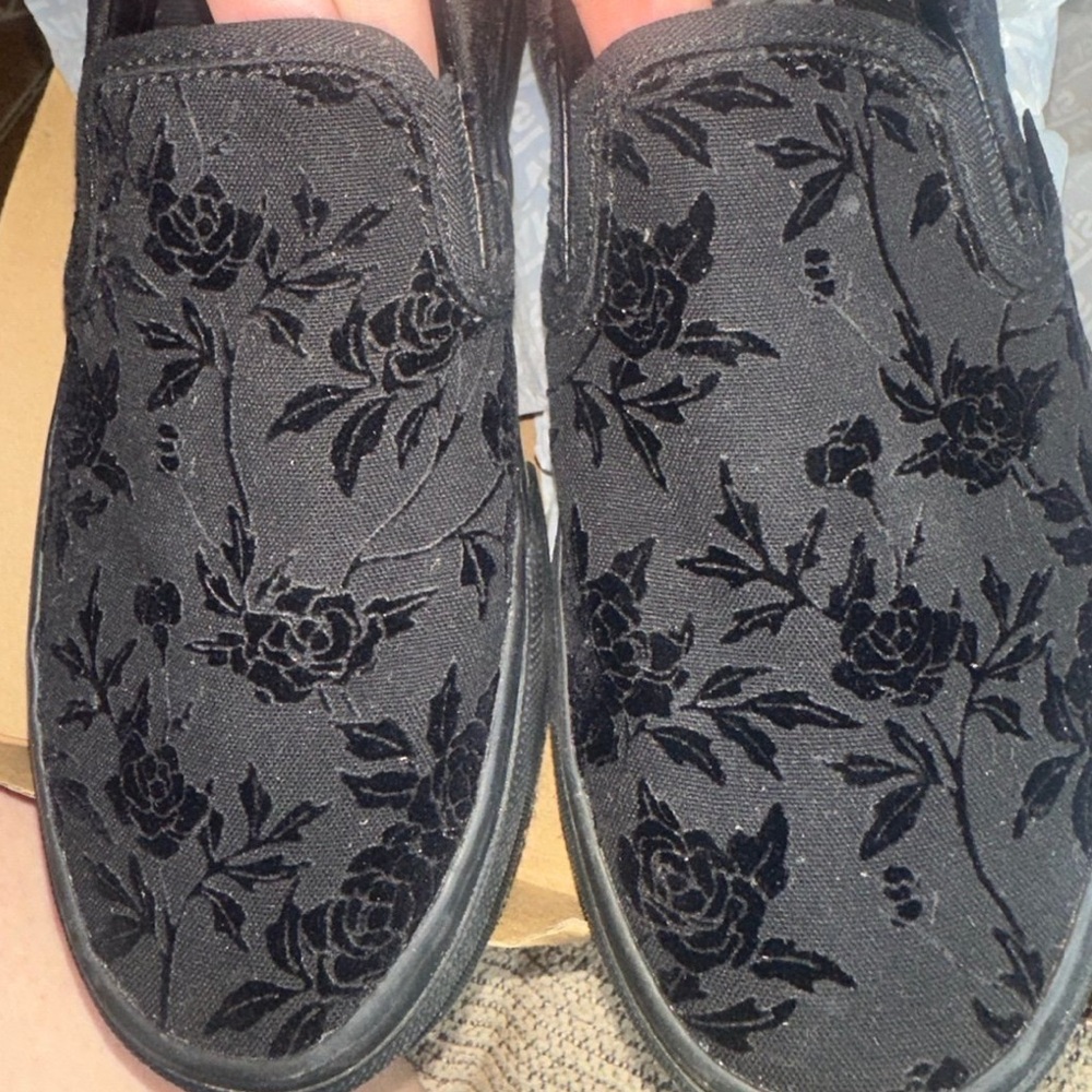 Black rose velvet vans